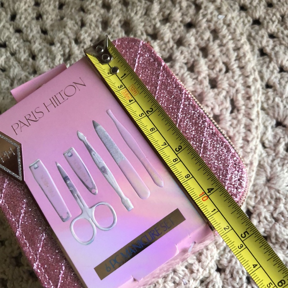 Paris Hilton MANICURE Nail Set with Pink Glitter Case - Picture 8 of 9
